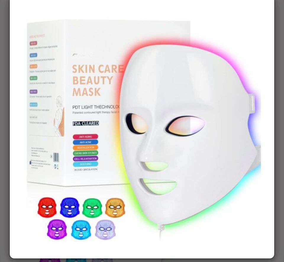 💞💞 Brand New LED Light Face Therapy Mask 