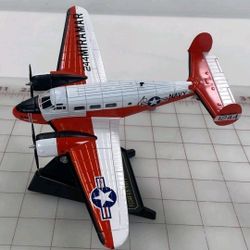 Beech UC-45J Expeditor Twin Beech Aircraft 51244 US Navy Naval Air Station 1:72