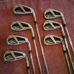 Like New Taylormade Sim 2 Max Irons 