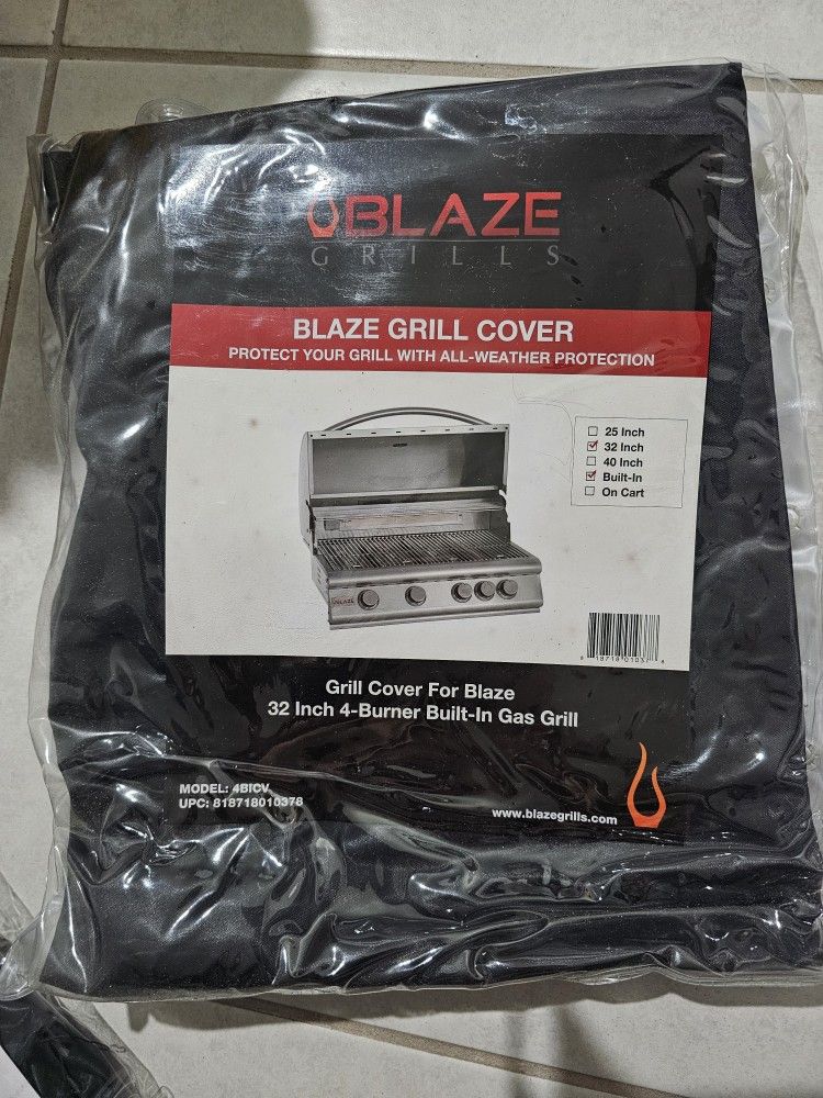 Blaze 32" 4-Burner Built-In Grill Cover