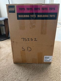 LEGO Star Wars Imperial Star Destroyer UCS 75252 sealed in box