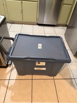 Rolling Storage Bin Tote