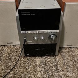 Panasonic CD STEREO SYSTEM 