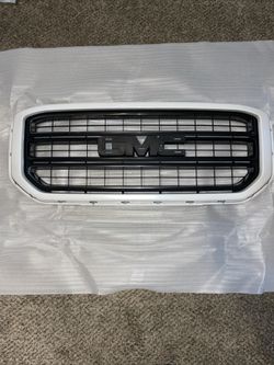2020 GMC Yukon SLT OEM Grille