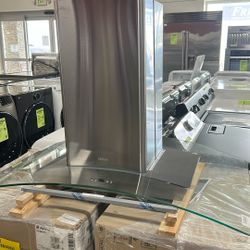 Zephyr Island Hood 42 Inch