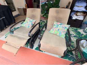 Set of 2 patio recliner chairs $50 for both