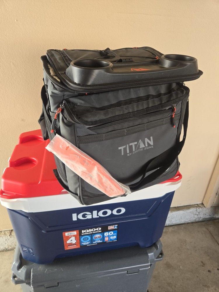 Titan Cooler Bag Like. New