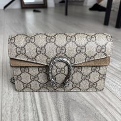 Gucci Dionysus Super Mini Bag - Authentic