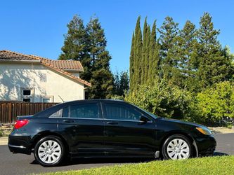 2013 Chrysler 200