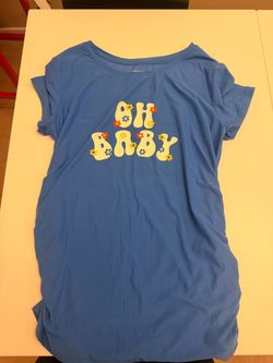 Maternity shirt/ shorts