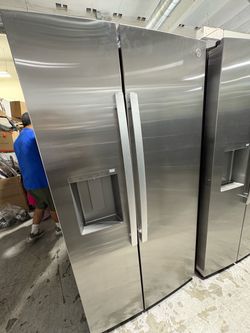 GE Stainless Steel Side-by-Side Refrigerator