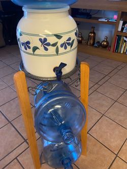 Water Jug Stand