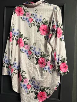 Women’s Victoria’s Secret satin sleep shirt size large new