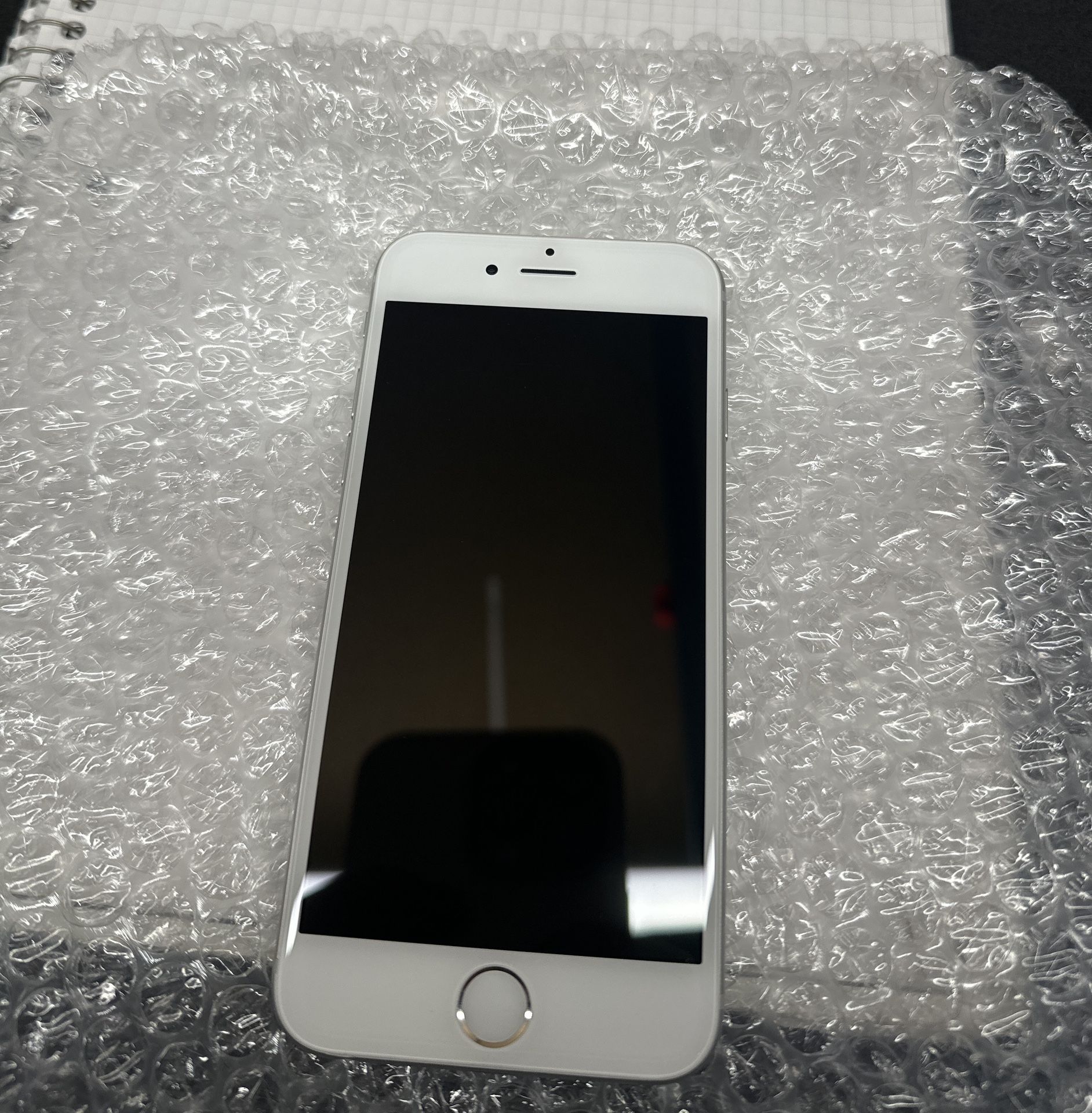 COLLECTABLE iPhone 6 128GB - RARE iOS 8.0 - GREAT CONDITION