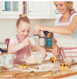 Gold Measuring Cups and Spoons Set with Fragrant Wood Handles, Premium Stainless Steel Measuring Spoons and Measuring Cups Set, For Cooking and Baking