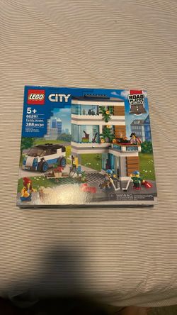 LEGO set 60291 Family House Lego Set 100% Complete