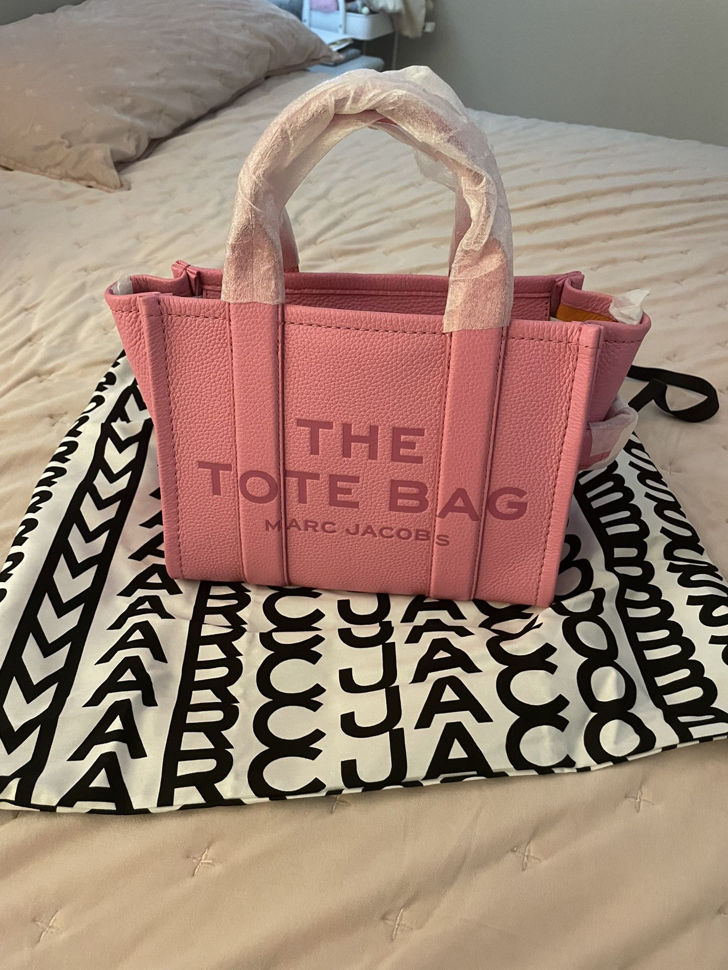 Marc Jacobs Little Big Shot Tote for Sale in West Los Angeles, CA - OfferUp
