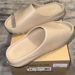 YEEZY OG BONE