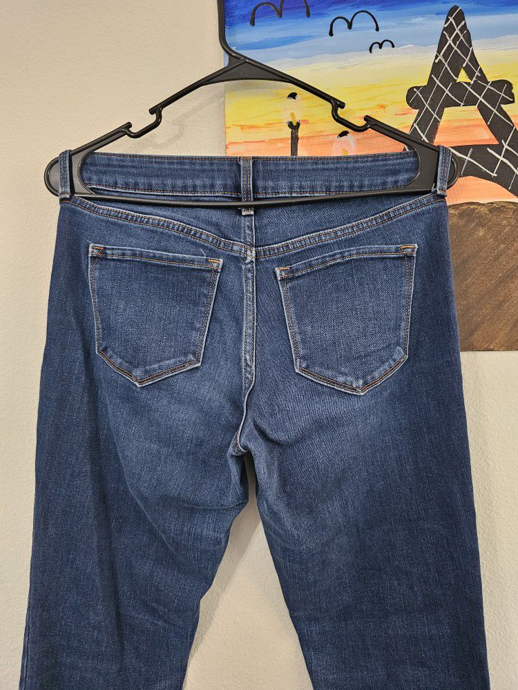 Pantalon De Mujer Old Navy Azul Talla 2 for Sale in Oxnard, CA