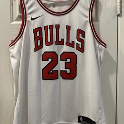 Brand new Michael Jordan Bulls Jersey