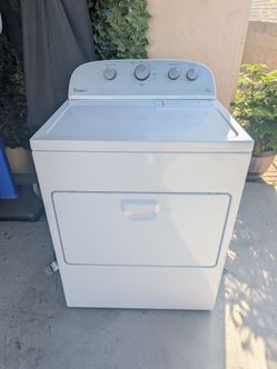 Whirlpool Gas Dryer in Good Condition