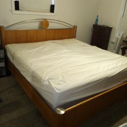 Ethan Allen King Bed