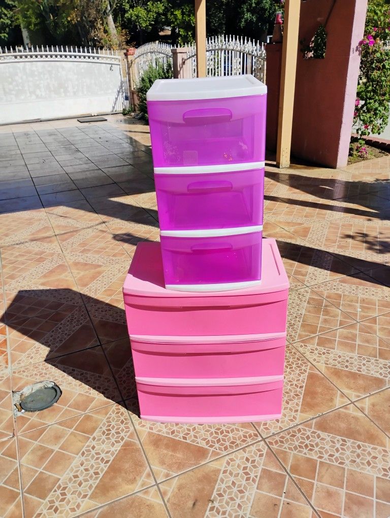 2 Plastic Drawers