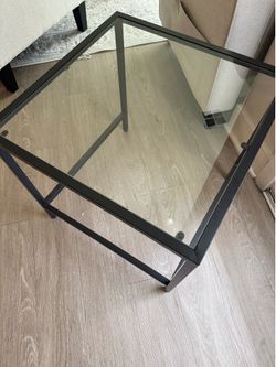 ‏Glass Top Side Table
