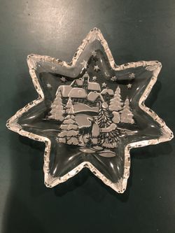 Mikasa Christmas Carol Star Server 12.5”