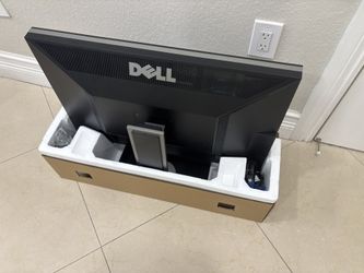 Dell UltraSharp U3011 30-inch Widescreen Flat Panel Monitor