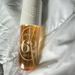 Sol De Janeiro 62