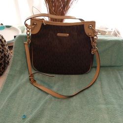 Michael Kors Jet Set Bag