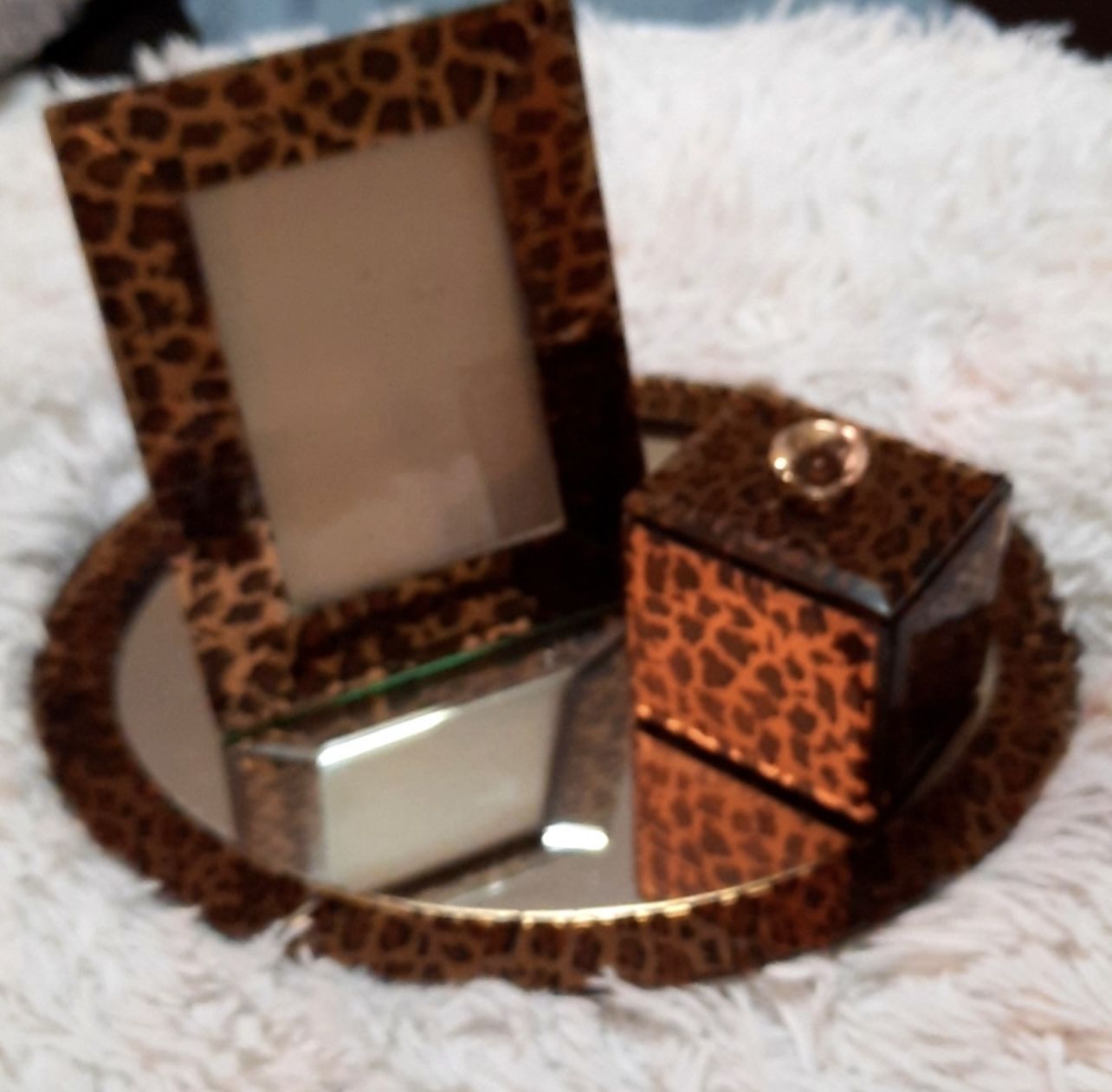 Allure Home Decor