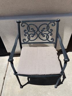 Cast Aluminum Patio Chair with Cushion