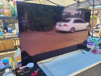 LG 65" B5 OLED 4K Smart TV (2025 Model) w/ Remote — Retails $999+, Asking $700