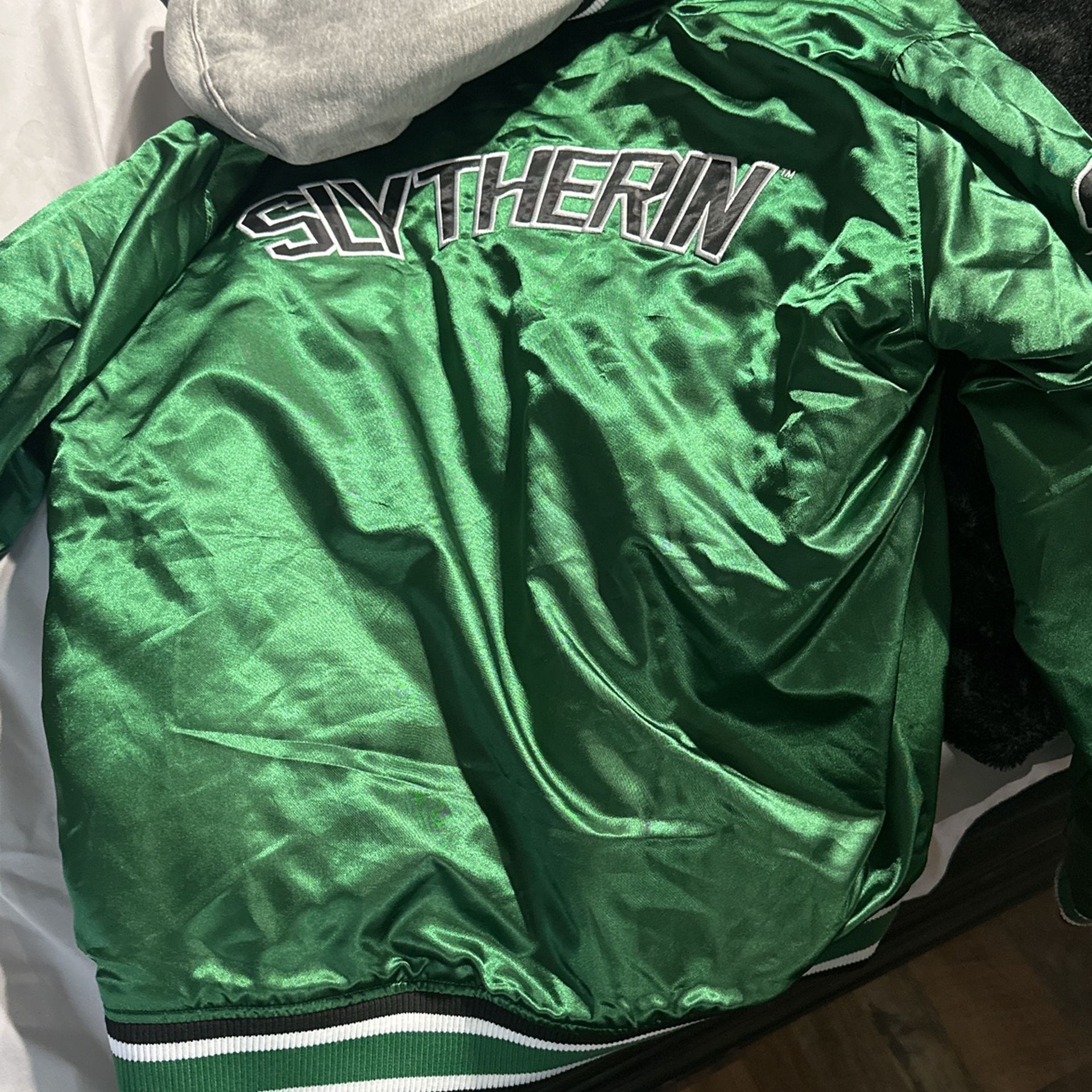 Hot Topic Slytherin Jacket Medium Like New