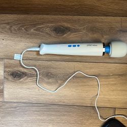 Hitachi Magic Wand Rechargeable 