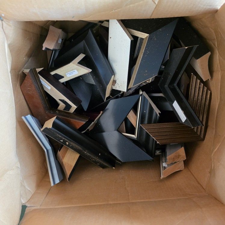 Arts & Crafts - Large Box of Miscellaneous Frame Corner Samples for Christmas Tree Crafts, etc.