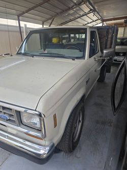 Ford Ranger 1988 auto 110 k miles