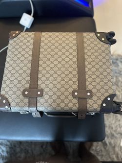 Gucci Suitcase And Backpack 🎒 For Sell