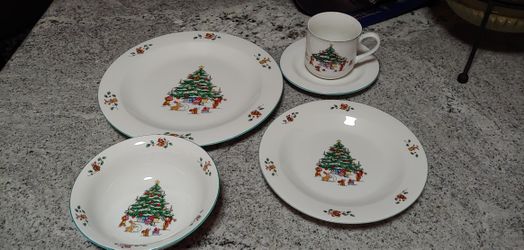 Ming pao Christmas plate set
