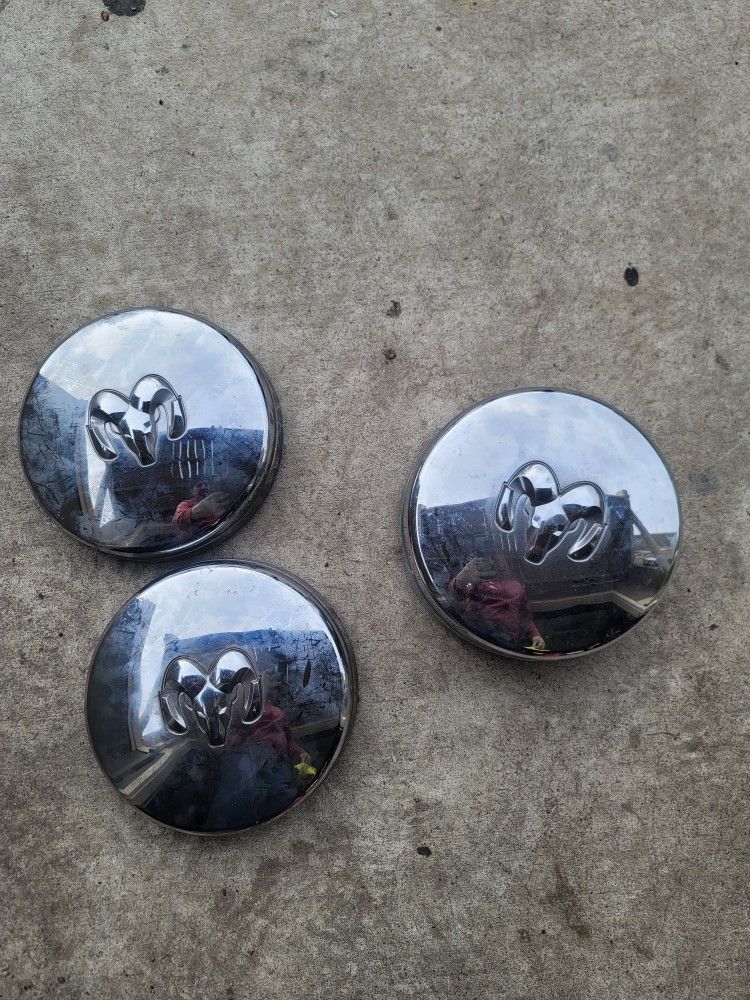 Ram 3500 Hub Caps