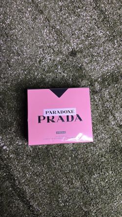 Prada Paradoxe Intense perfume