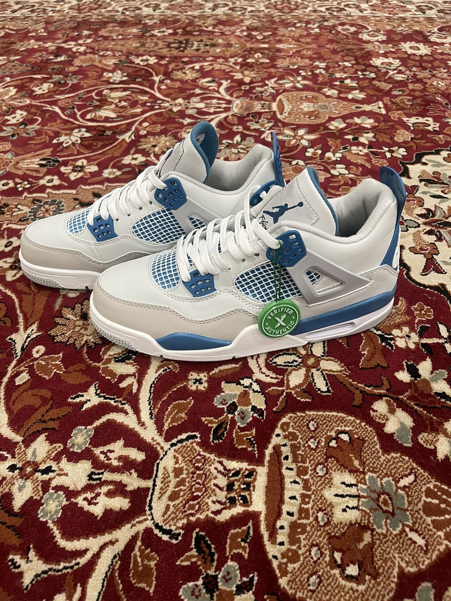 Jordan 4 Retro Military Blues