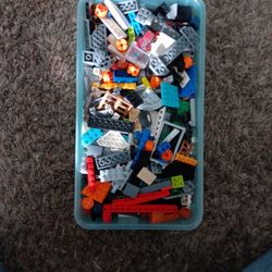 ASSORTED LEGOS 