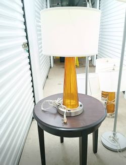 2 Table lamps