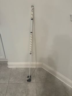 Golf Putter with White Grip