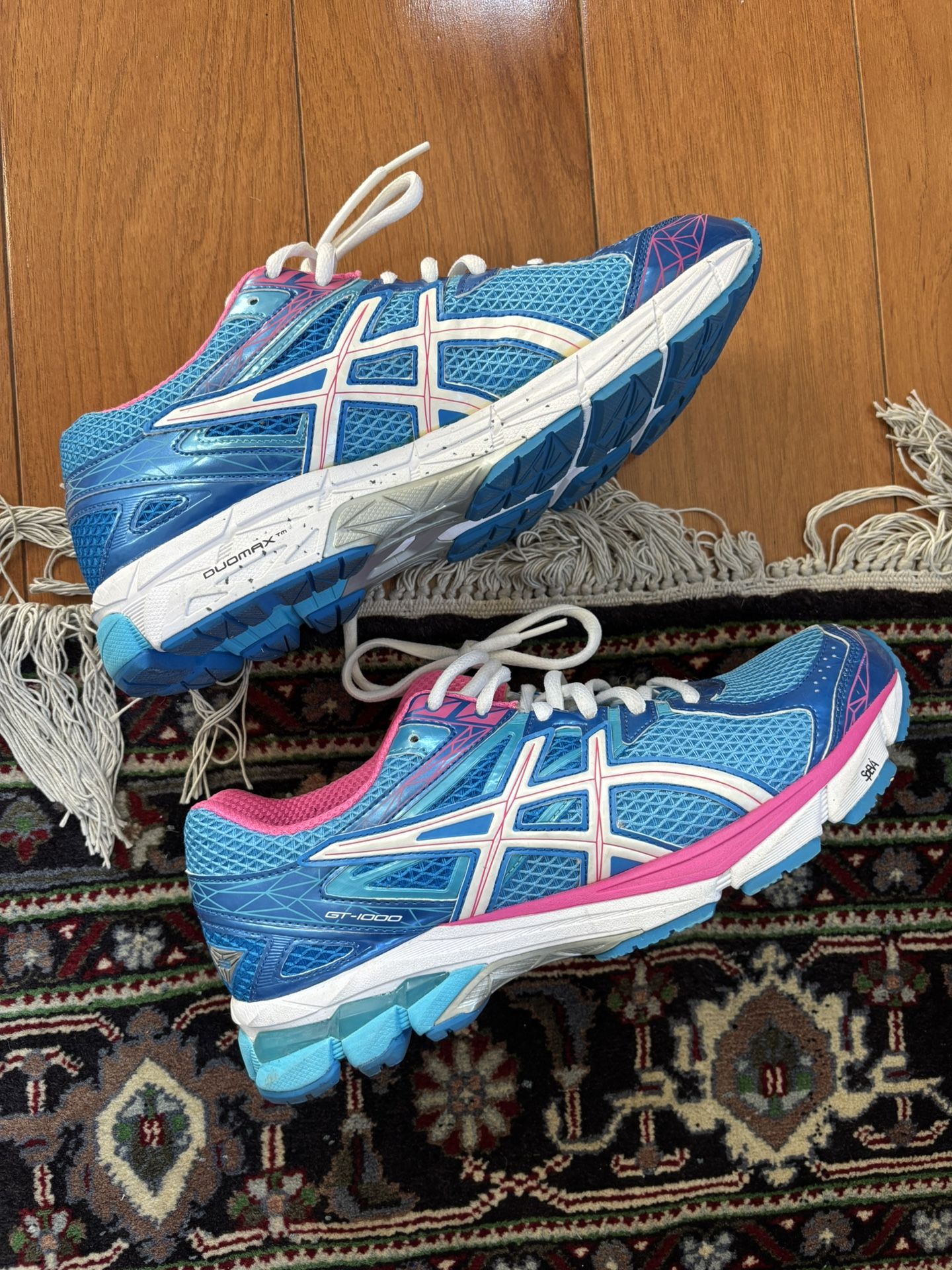 ASICS GT 1000 Size 9.5 Women New Shoes