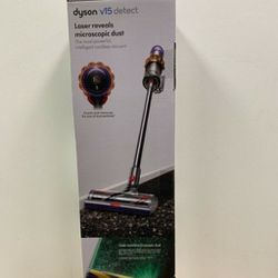 Dyson-V15-Detect-Vacuum-Cleaner..