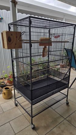 Jaula Negra #2 Para Aves En Buenas Condiciones 